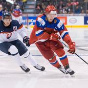 Rysslands Kirill Kaprizov (höger) och Slovakiens Boris Sadecky (vänster).