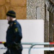 Polisens nationella bombskydd undersöker en restaurang vid Rosengårds centrum