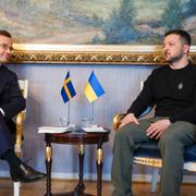 Sveriges statsminister Ulf Kristersson och Ukrainas president Volodymyr Zelenskyj. Arkivbild från maj.