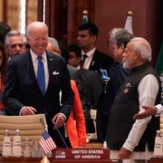 Joe Biden med Narendra Modi på lördagen.