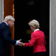 Arkivbild: Premiärminister Boris Johnson och EU-chefen Ursula von der Leyen vid 10 Downing Street i januari i år.