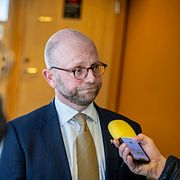 Henrik Olin, vice chefsåklagare på riksenheten för säkerhetsmål, leder förundersökningen.