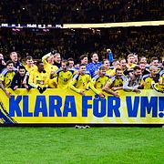 STOCKHOLM, SVERIGE 20260331
Sverige firar en plats i VM efter vinst med 3-2 under tisdagens fotbollsmatch VM-kval playoff-final mellan Sverige och Polen på Strawberry Arena.
Foto: Jonas Ekströmer / TT / Kod 10030