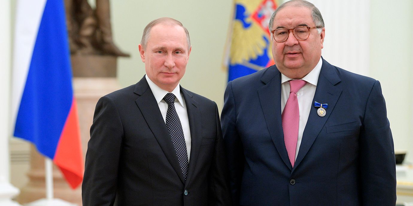 Vladimir Putin tillsammans med USM Holdings grundare Alisher Usmanov.