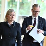 Socialdemokraternas partiordförande Magdalena Andersson tillsammans med Mikael Damberg, ekonomiskpolitisk talesperson.