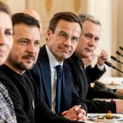 Danmarks statsminister Mette Frederiksen, Ukrainas president Volodymyr Zelenskyj och Sveriges statsminister Ulf Kristersson vid ett möte i Finland 2023.