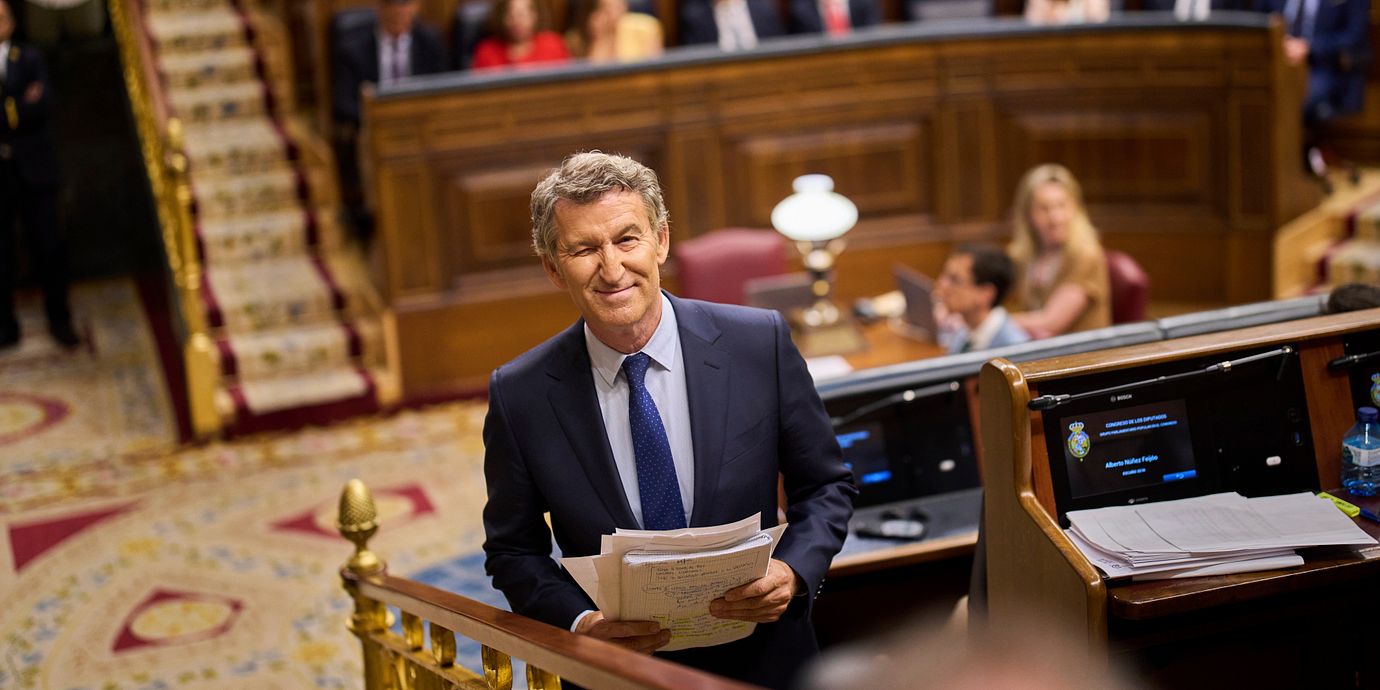 Alberto Nunez Feijoo tillhör det konservativa och kristina partiet Partido Popular (Folkpartiet).