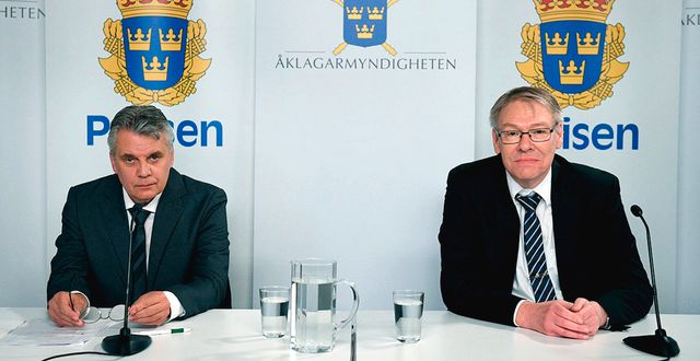 Spaningsledare Hans Melander och chefsåklagare Krister Petersson håller digital presträff om Palmeutredningen.  Polisen / TT NYHETSBYRÅN