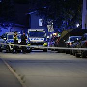 En bild från polisinsatsen efter skjutningen.