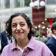 Liberalernas partiledare Simona Mohamsson (L) på Norrmalm i Stockholm. Arkivbild.