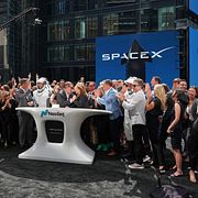 Space X under noteringen på Wall Street i juni.