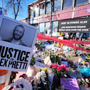 En minnesplats för Alex Pretti. 