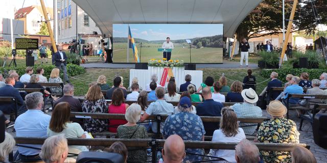 Stort Publikras Under årets Partiledartal I Almedalen