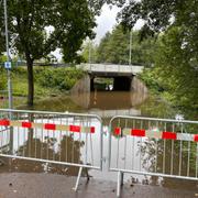 Översvämmad gångtunnel i centrala Sala i helgen.