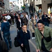 Arkivbild: Flanörer på Strøget i Köpenhamn.