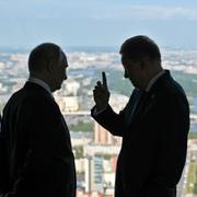 Gazprom-chefen tillsammans med Vladimir Putin. 