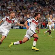 Mario Götze (höger) har precis avgjort VM-finalen 2014.