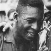 Pelé i tårar när han som 17-åring tog VM-guld med Brasilien.