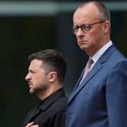 Zelenskyj och Merz i maj.