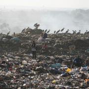 Den största soptippen i Nairobi den 20 mars 2024.