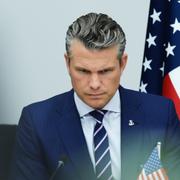 Hegseth under Natomötet i Bryssel. 