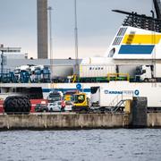 Marco Polo flyttades till en kajplats i Stillerydshamnen på lördagen. 