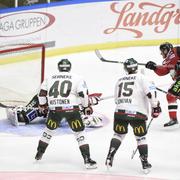 Johan Olofsson sätter 3–0 för Malmö mot Frölunda.