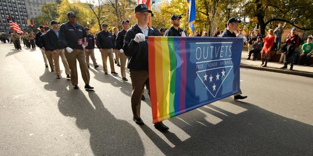 Hbtq-veteraner under en prideparad i Boston. Steven Senne / Ap