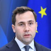 Bistånds- och utrikeshandelsminister Benjamin Dousa (M).