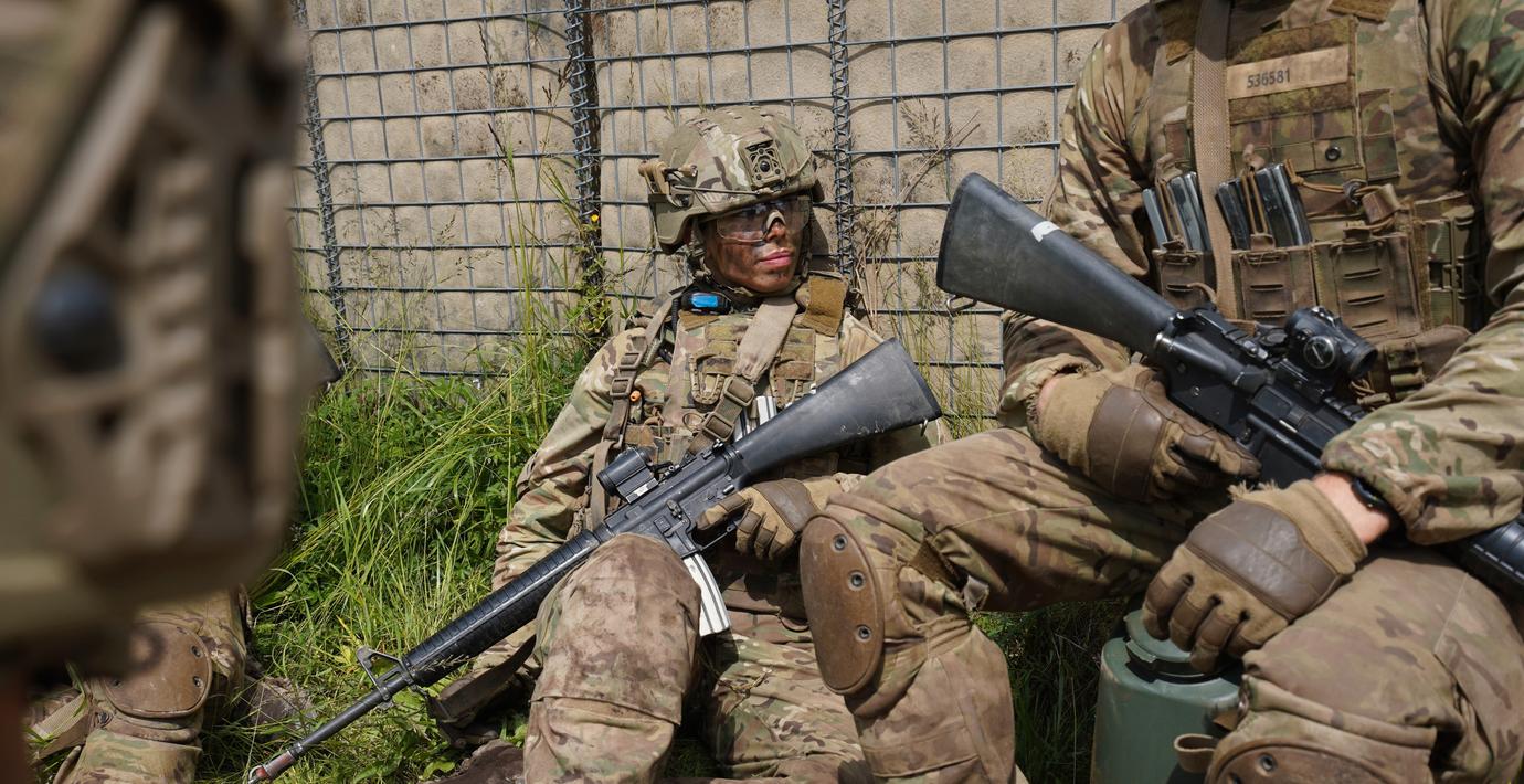 En soldat från det danska försvaret under en övning i somras. Arkvibild. 