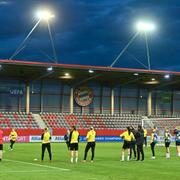 Häckenspelare på arenan i München