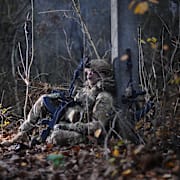 En ukrainsk soldat i Charkiv-regionen.