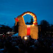 Gävlebocken vid invigningen på första advent.