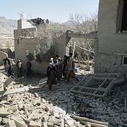 Platsen för ett luftanfall i Kabul, 13 mars.
