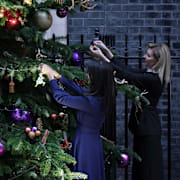 Olena Zelenska och Akshata Murty vid 10 Downing Street i London. Yui Mok / AP