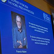 
Francis Halzen tilldelas 2026 års Nobelpris i fysik.