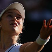 Kazakstans Jelena Rybakina är ute ur Wimbledon.