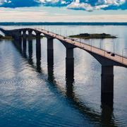  Ölandsbron fotograferad från fastlandet.
