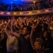 Jimmie Åkesson (SD)/publik på Dramaten