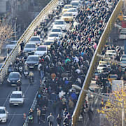 Demonstranter i Iran.
