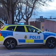 Polisen på plats efter skottlossningen.