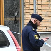 Polisen har larmats om en skottlossning i Solna.