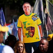 Flávio Bolsonaro är favorit enligt opinionsundersökningarna – men kan man lita på dem?