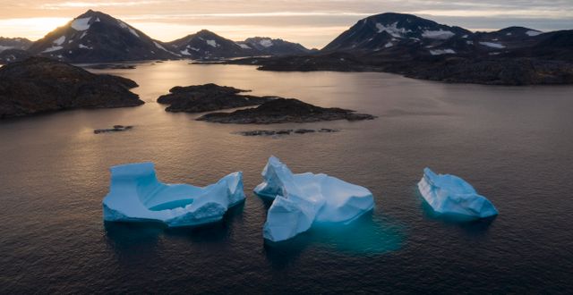 Smältande is på Grönland.  Felipe Dana / AP