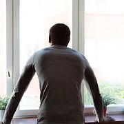 Arkivbild från 2013. En man som inför sin lille son utsattes för en rasistisk attack på en bro i Malmö. 
