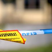Polisavspärrning vid gården på norra öland.
