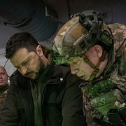 Volodymyr Zelenskyj och Oleksandr Syrskyj.
