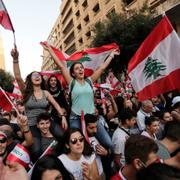 Protester i Beirut på söndagen.