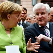 Angela Merkel och Horst Seehofer. Arkivbild.