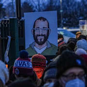 Minnesstund för Alex Pretti.